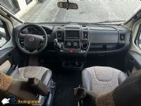 H 10Knaus Sky Wave R21 Camper Usato Semintegrale Camper D'Occasione Per 4Persone Con Letto Francese